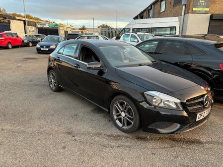 MERCEDES-BENZ A CLASS 1.6 A180 Sport