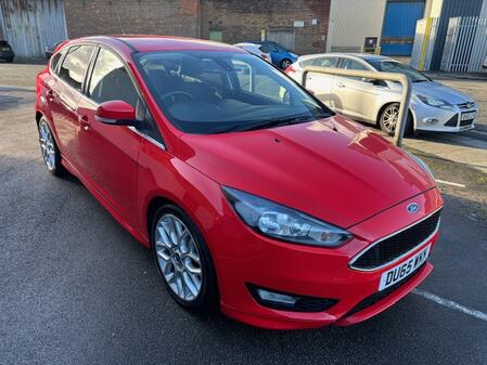 FORD FOCUS 1.0 T EcoBoost Zetec S