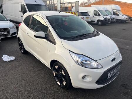 FORD KA 1.2 Zetec White Edition